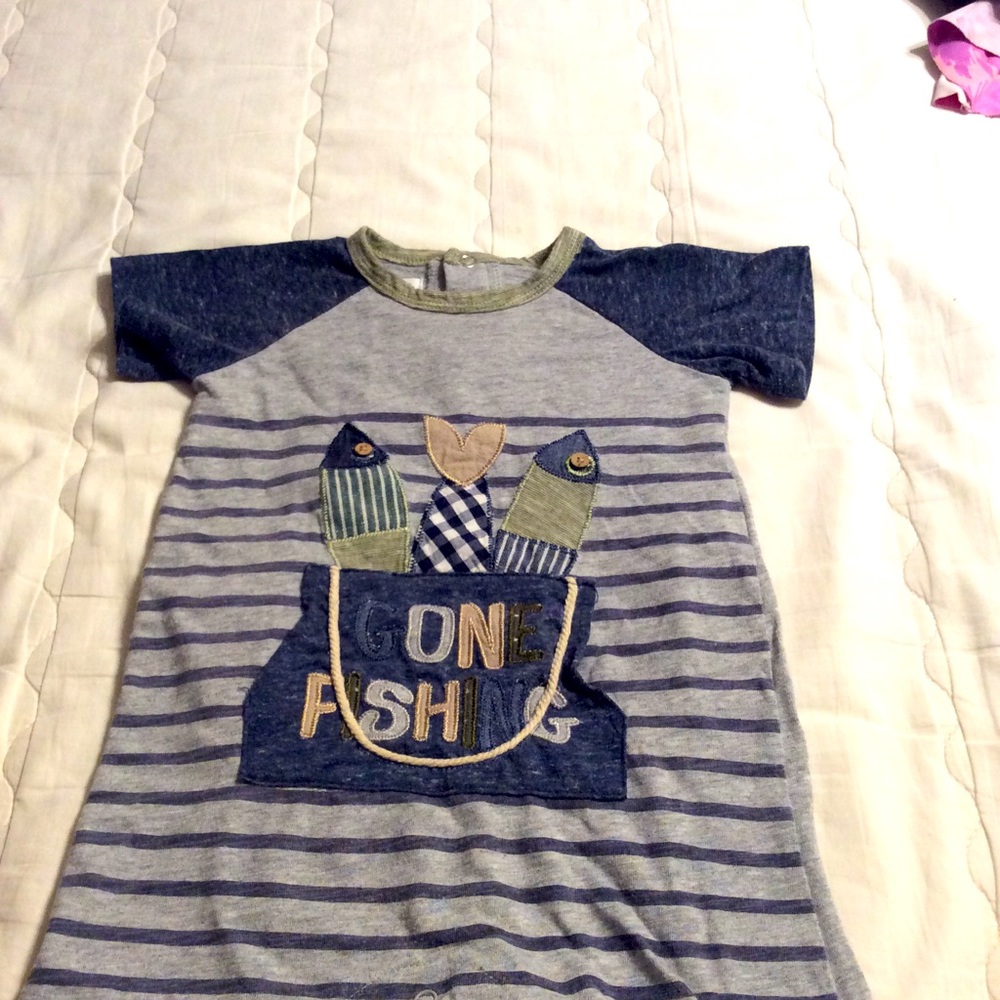 Mud pie boys size 12-18 months